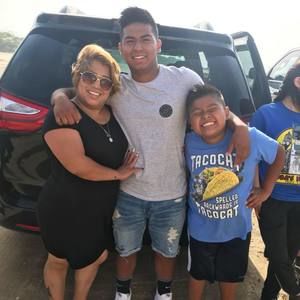 Meet your Posher, Christopher